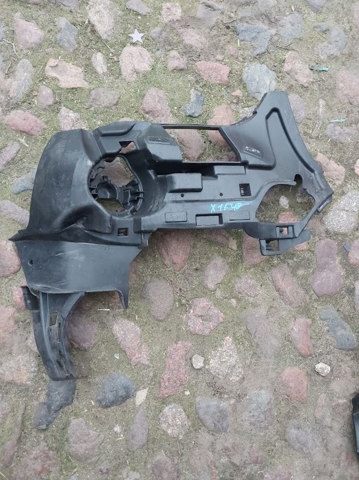 Кронштейн крепления противотуманной фары, правой 51117354820 BMW