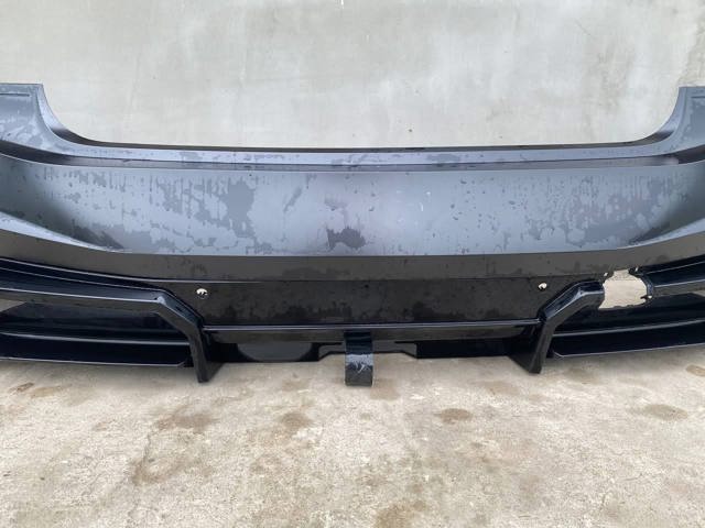 Накладка бампера заднего, правая 51125A35F12 BMW