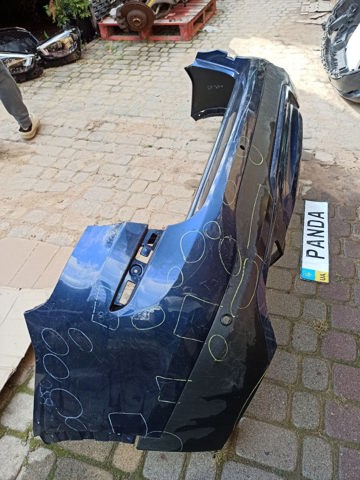 Задний бампер 51127278474 BMW