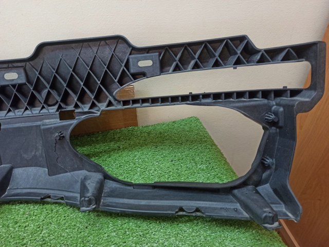 51127357142 BMW Кронштейн бампера заднего центральный купить в Чернигов