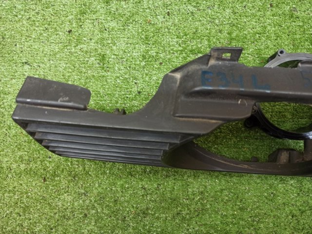 BMW 51131944137 Решетка радиатора левая в наличии Хмельницкий