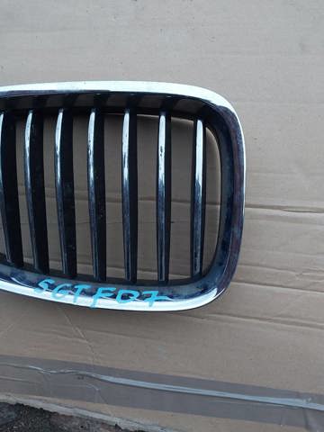 51137200168 BMW Решетка радиатора правая купить в Украина