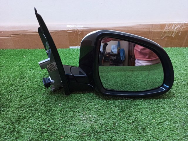 Боковое зеркало заднего вида правое 51168491654 BMW