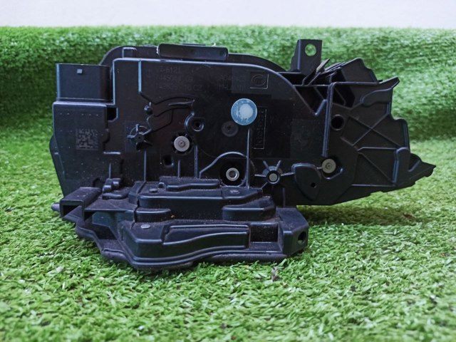 Замок передней пассажирской двери 51217445044 BMW