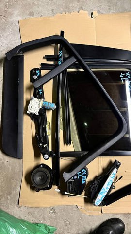 51227318417 BMW Замок двери задней левой купить в Житомир