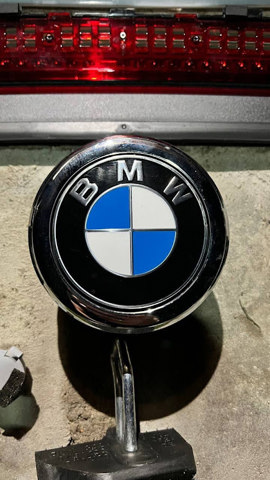Кнопка привода замка 3/5 двери (ляды)/крышки багажника 51247248535 BMW