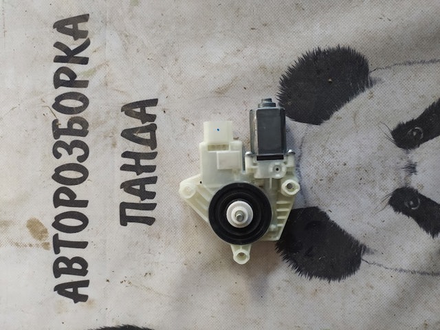 Мотор стеклоподъемника двери передней, правой 51337455081 BMW