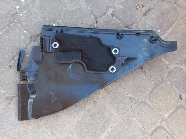 Решетка дворников, левая 51717405636 BMW