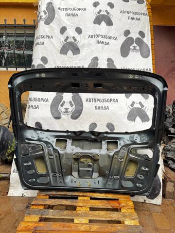 VAG 575827023B Дверь задняя (багажная 3/5-я (ляда) в наличии Павлоград