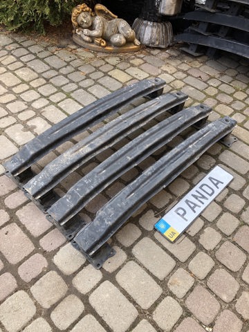 Швеллер заднего бампера 5F0807305 VAG