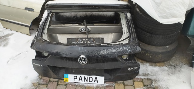Volkswagen tiguan 2 кришка багажнику гола в рідній фарбі наявність львів 5NA827025L