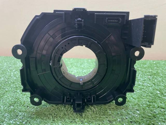 BMW 61319320136 Кольцо контактное, шлейф руля в наличии Павлоград