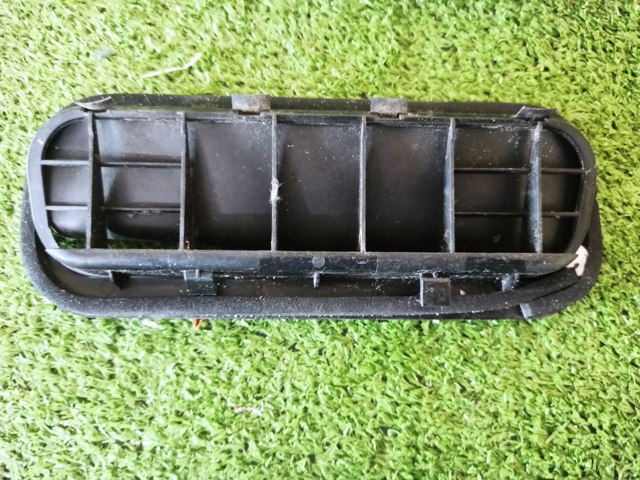 TOYOTA 6294012180 Решетка вентиляции салона задняя правая в наличии Павлоград