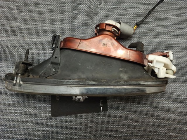 Противотуманка левая 63178361951 BMW