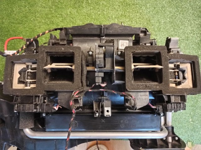 BMW 64119163330 Радиатор печки в наличии Запорожье