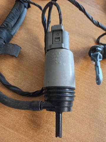 Мотор омывателя лобового стекла Бмв 1