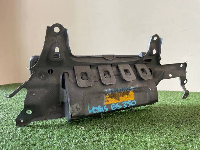 7390030020C0 TOYOTA Подушка безопасности (AIRBAG) водительская, защиты коленей купить в Черновцы