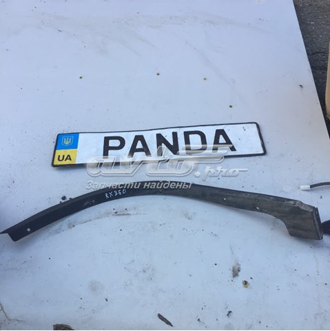 Расширитель задней арки колеса, правый 7587348010 TOYOTA