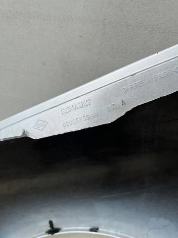 RENAULT 7701472295 Крыло переднее правое в наличии Черкассы