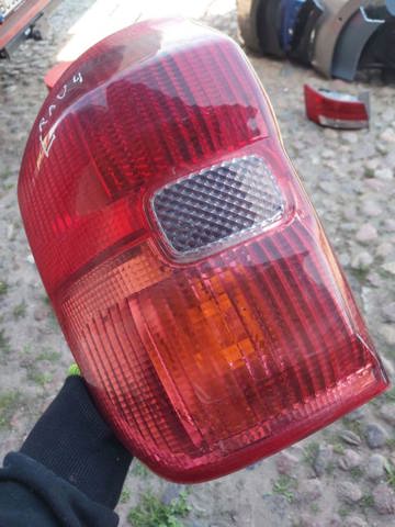 Фонарь задний правый 8155142060 TOYOTA