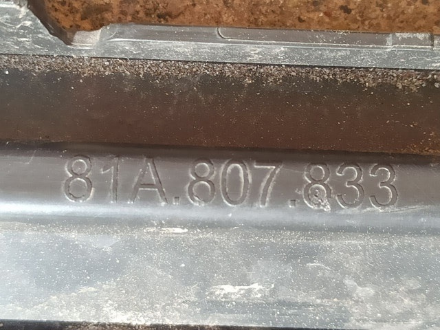 81A8078339B9 Накладка бампера заднего центральная купить Украина
