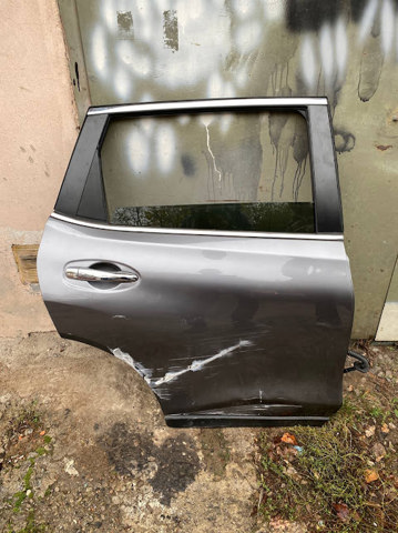 Стекло задней правой двери 823004CA0A NISSAN