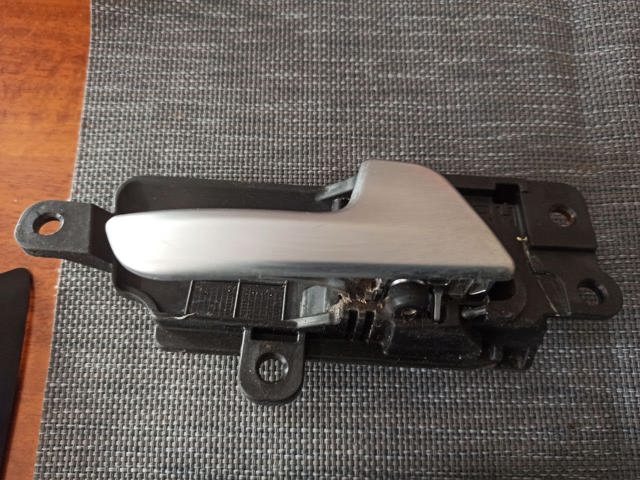 82623F1000 HYUNDAI купить в Сумы