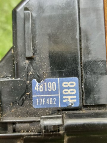 TOYOTA 8465242200 Переключатель подрулевой, центральная часть в наличии Чернигов