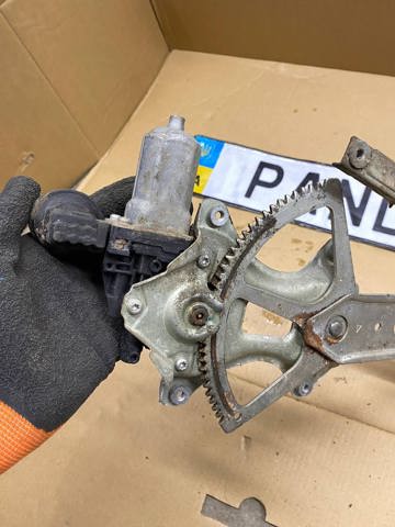 8572030330 TOYOTA Стеклоподъемник передней левой двери купить в Житомир