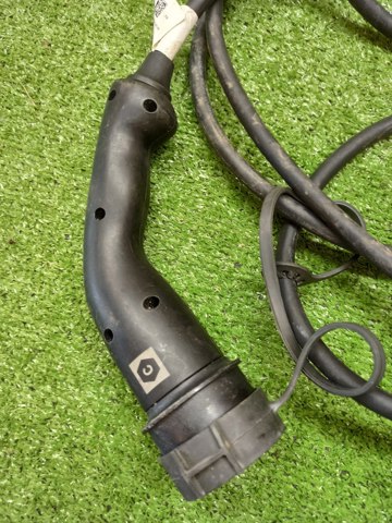 8V4971675AK Кабель для зарядки электромобиля купить Запорожье