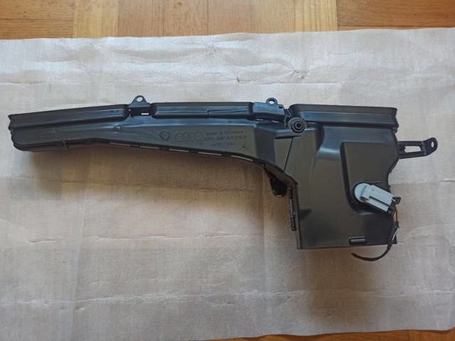 Дефлектор обдува салона 8W1819726A VAG
