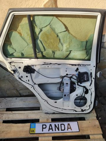 MERCEDES A2037301105 Дверь задняя левая в наличии Полтава