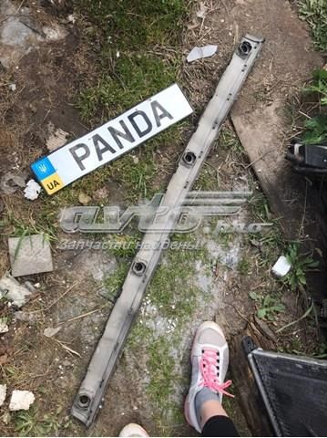 Молдинг заднего бампера, центральный A2038852921 MERCEDES