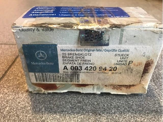 Задние дисковые колодки A0034209420 MERCEDES