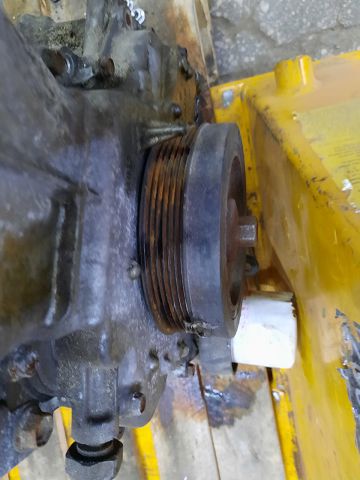 Двигатель голый 101023KY0A NISSAN