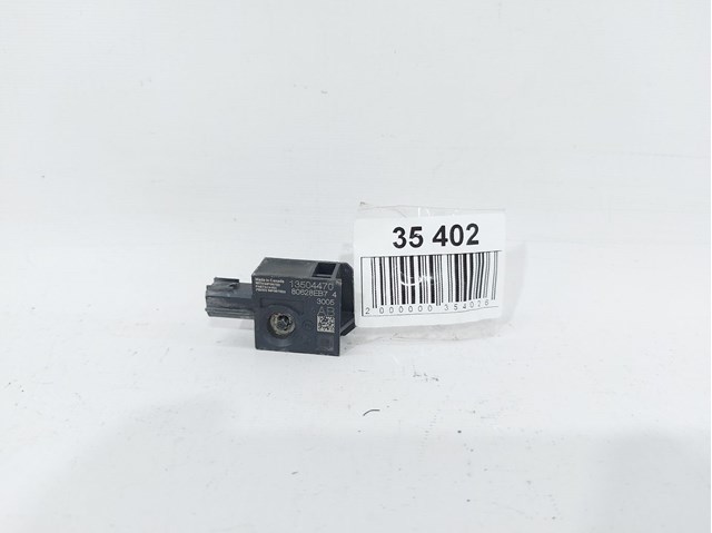 Датчик Эйрбэг передний 13504470 GM