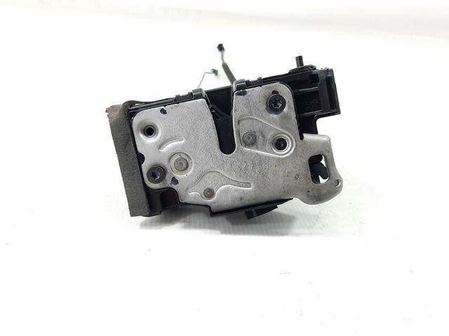 Замок задней левой двери 13533609 GM