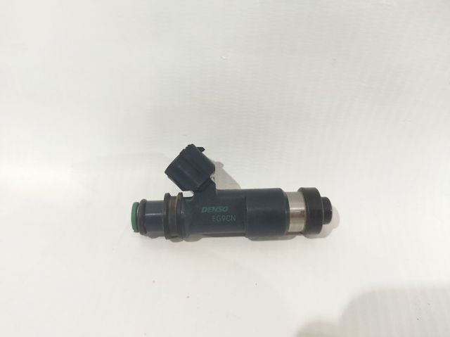 Форсунка инжектора 16611AA810 SUBARU