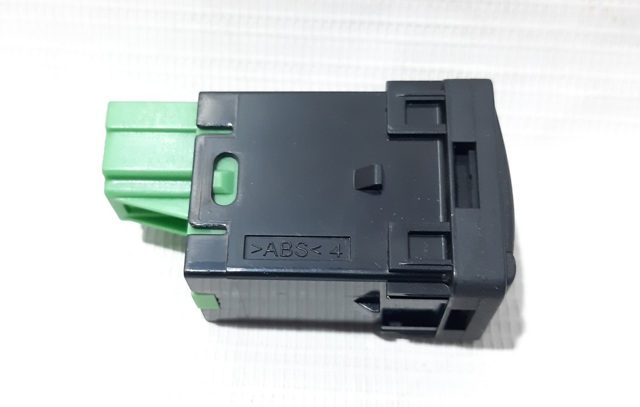 Кнопка привода замка 3/5 двери (ляды)/крышки багажника 253803TA0A NISSAN