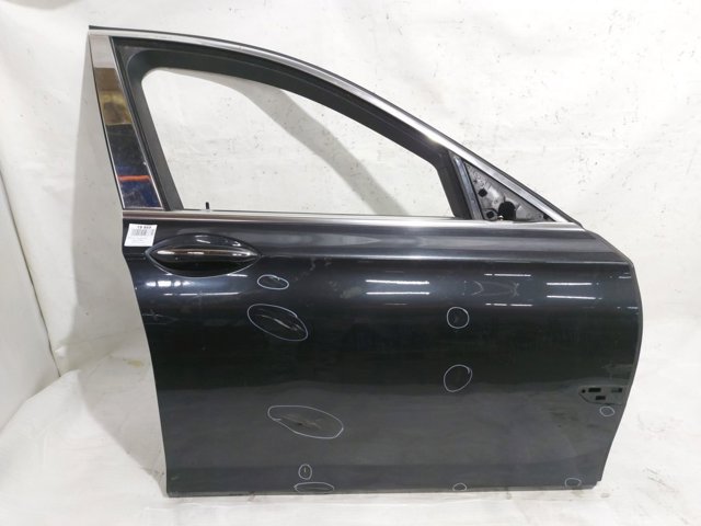 Пассажирская передняя дверь 41007203978 BMW