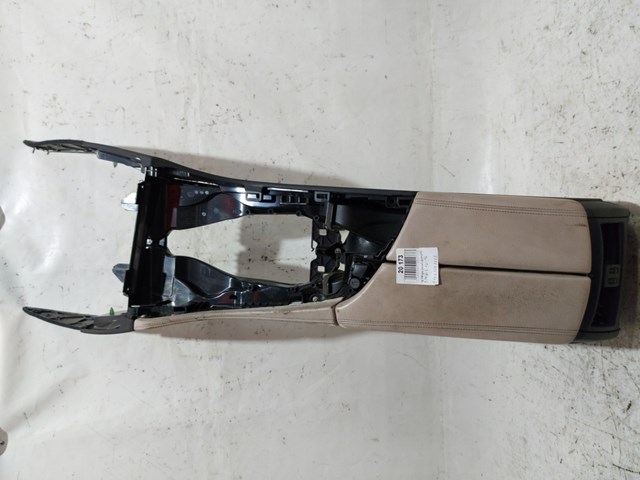 Консоль панели приборов 51169288908 BMW