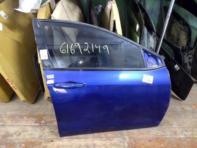 Пассажирская передняя дверь 68158724AD CHRYSLER