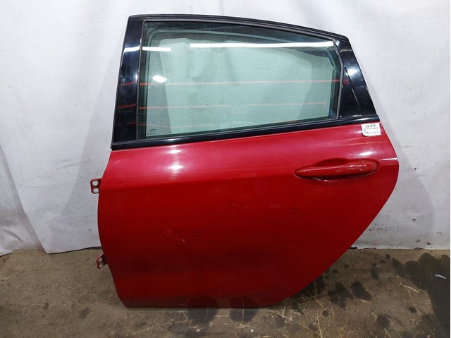 Дверь пассажирская задняя левая 68158727AD CHRYSLER