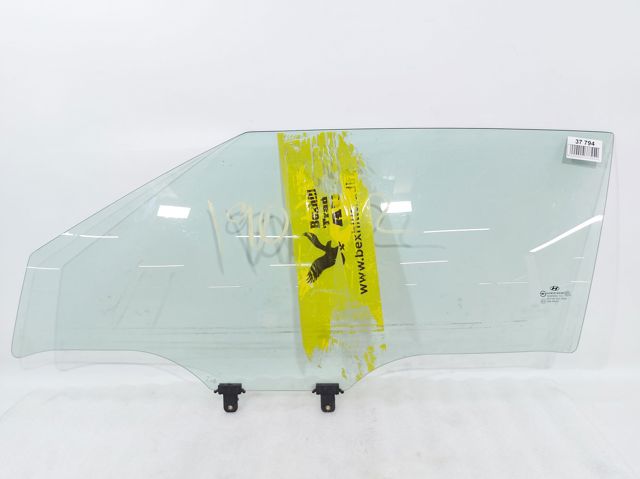 Стекло водительской двери 824112V000 HYUNDAI