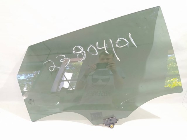 Стекло заднее правое 834212S000 HYUNDAI