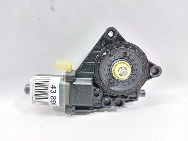 Мотор стеклоподъемника двери задней, правой 834603Q001 HYUNDAI