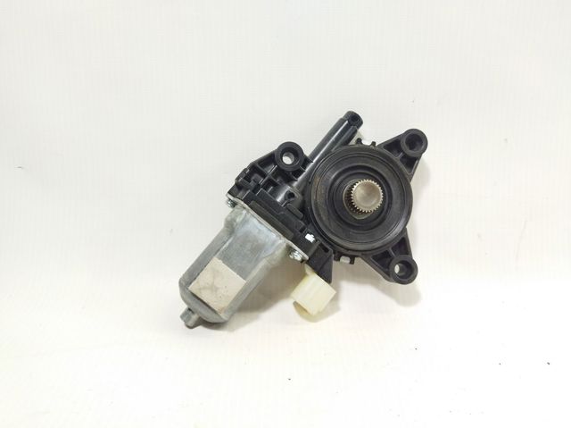 Моторчик стеклоподъемника двери задней, правой 83460B2000 HYUNDAI