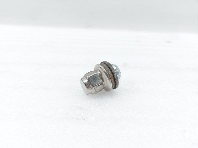 C2C35294010 Jaguar гайка колесная
