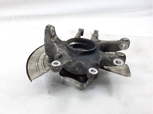 Цапфа поворотная правая C2P12735 JAGUAR