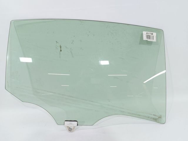 Окно задней двери GHK172510C MAZDA
